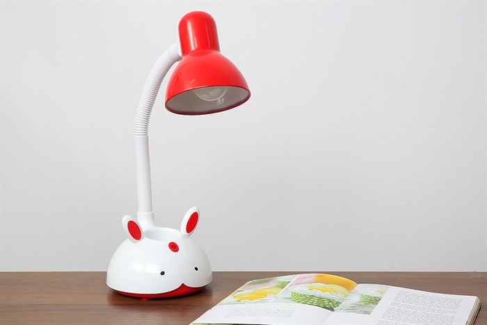 Đèn bàn học Comet CT411 Màu Trắng - Đỏ