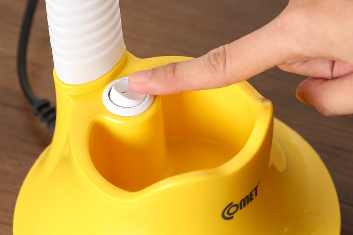 Đèn bàn học Comet CT413 Màu Vàng