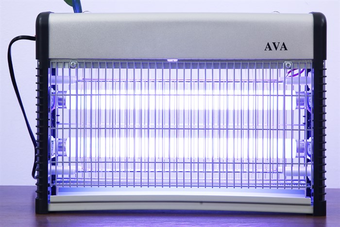 Đèn bắt muỗi AVA JB20E-2X10W Màu Bạc
