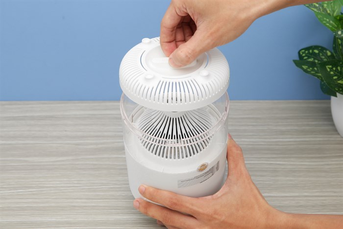 Đèn bắt muỗi Comet CM078 Màu Trắng