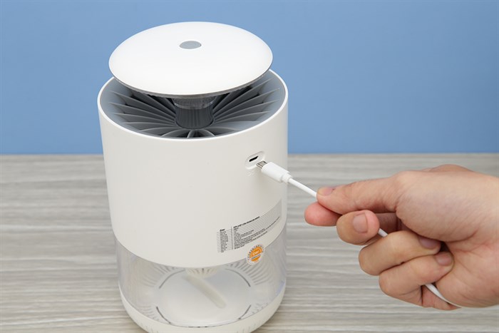 Đèn bắt muỗi Comet CM078 Màu Trắng