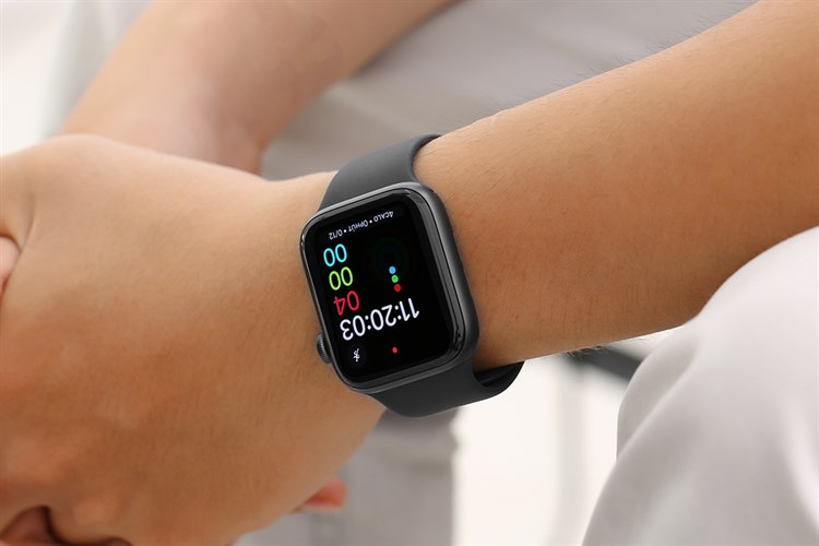 Apple Watch S4 GPS 44mm viền nhôm dây cao su
