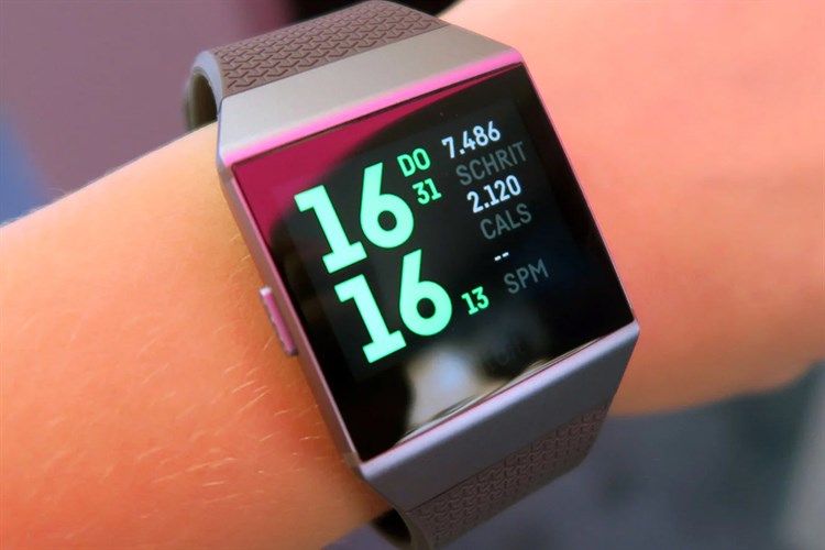 Đồng hồ thông minh Fitbit Ionic