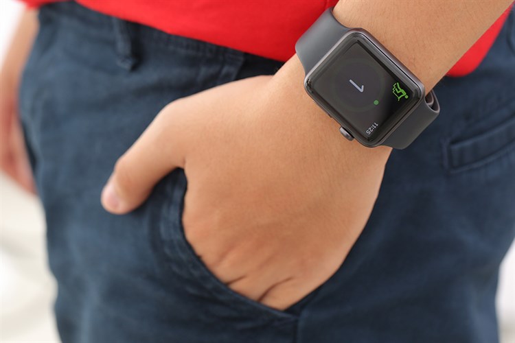 Apple Watch S3 GPS 42mm viền nhôm dây silicone Màu Đen