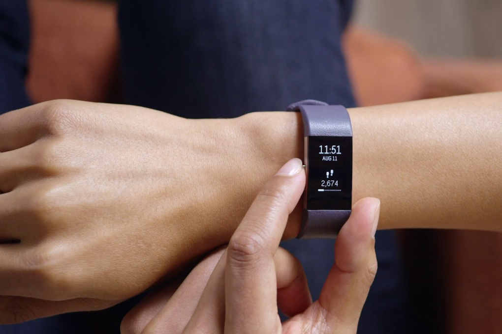 Vòng đeo thông minh Fitbit Charge 3 Màu Xanh Dương
