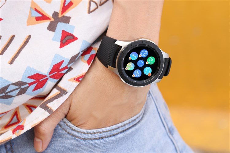 Samsung Galaxy Watch 46mm Màu Bạc