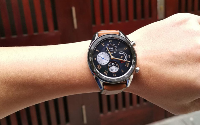 Huawei Watch GT có thiết kế nhỏ gọn