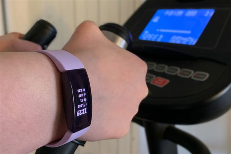 Vòng đeo thông minh Fitbit Inspire HR