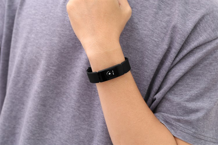 Vòng đeo thông minh Fitbit Inspire HR