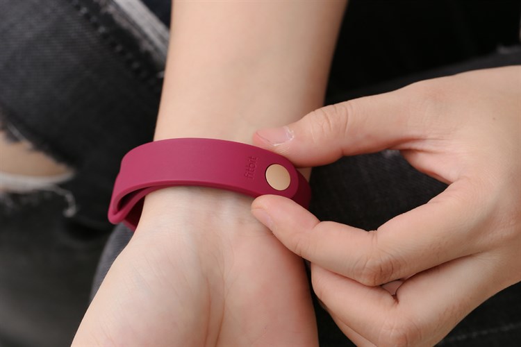 Vòng đeo thông minh Fitbit Inspire