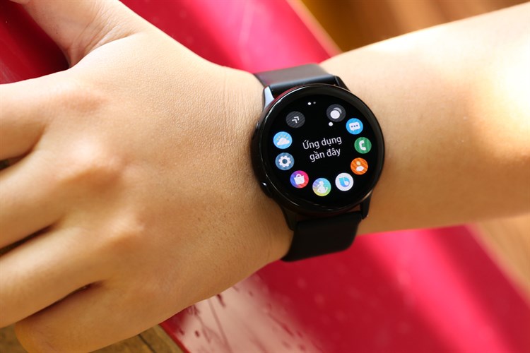 Đồng hồ thông minh Samsung Galaxy Watch Active R500 40mm Màu Đen