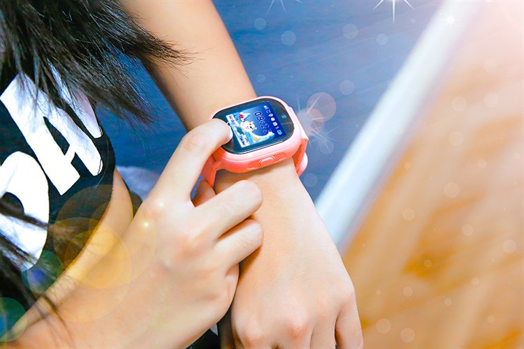 Đồng hồ định vị trẻ em Kidcare 06S Màu Hồng