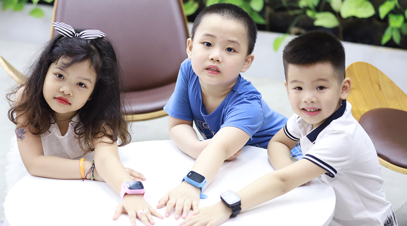 Đồng hồ định vị trẻ em Mykid