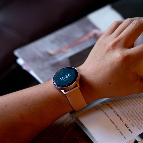 Đồng hồ thông minh Samsung Galaxy Watch Active 2 40mm Hồng Màu Hồng