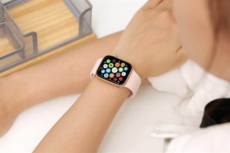 Đồng hồ thông minh Apple Watch S5 LTE 40mm viền nhôm dây cao su hồng
