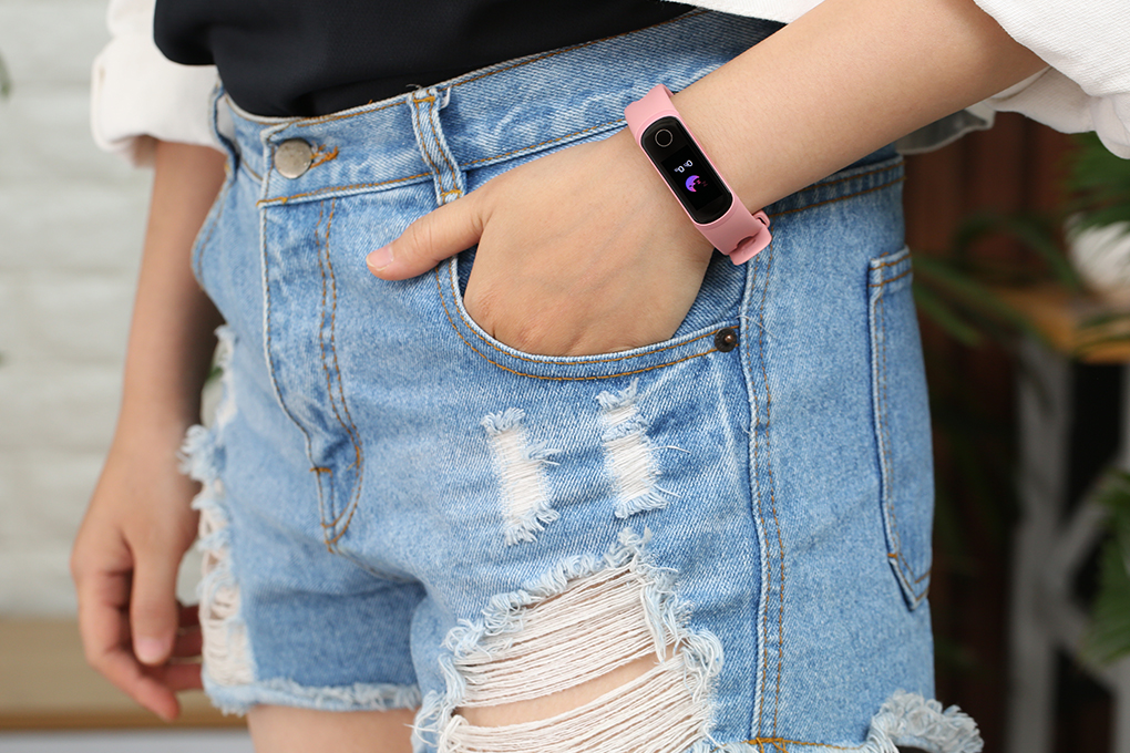 Vòng đeo tay thông minh Honor Band 5i
