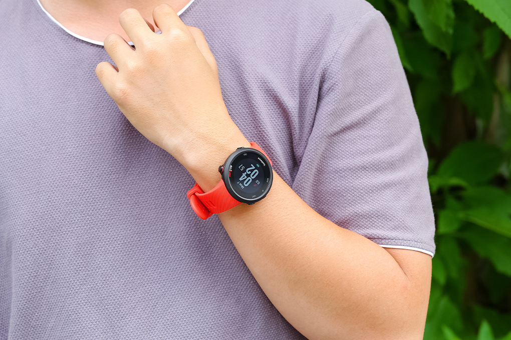 Đồng hồ thông minh Garmin Forerunner 45 42mm Đỏ Màu Đỏ