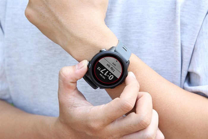 Đồng hồ thông minh Garmin Forerunner 245 42.3mm Xám Màu Xám