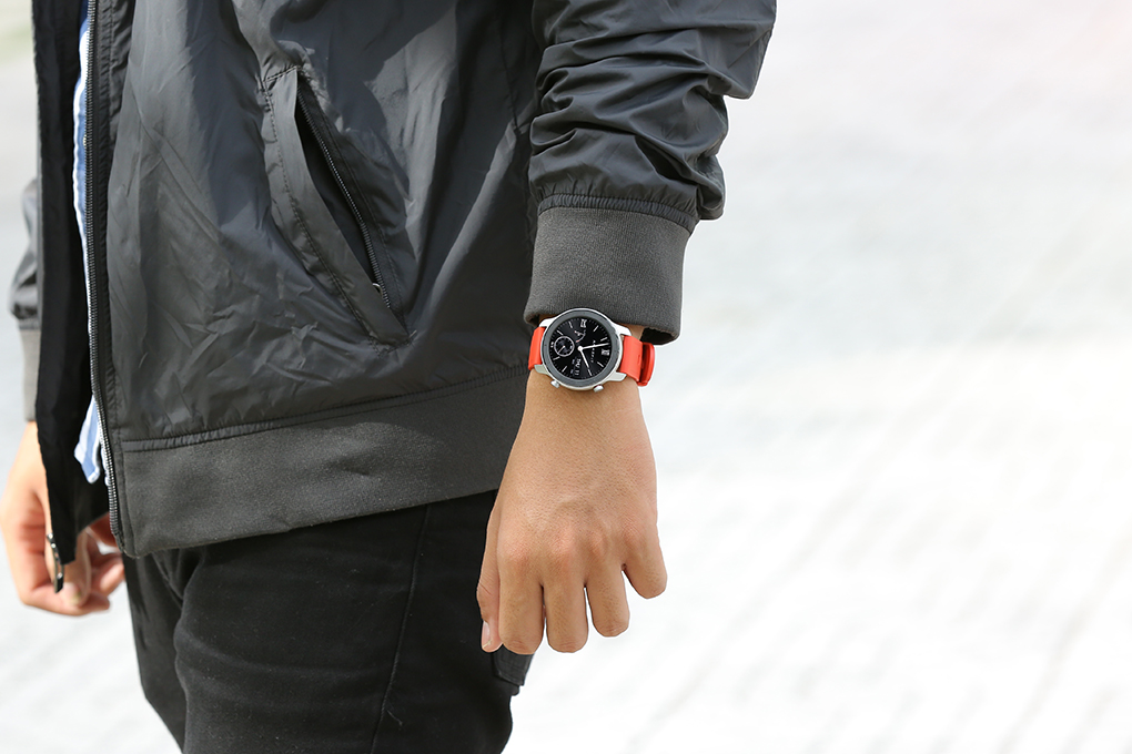 Đồng hồ thông minh Huami Amazfit GTR 42mm đỏ Màu Đỏ