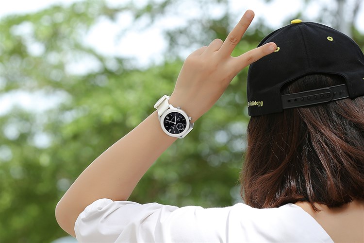 Đồng hồ thông minh Huami Amazfit GTR 42mm trắng Màu Trắng