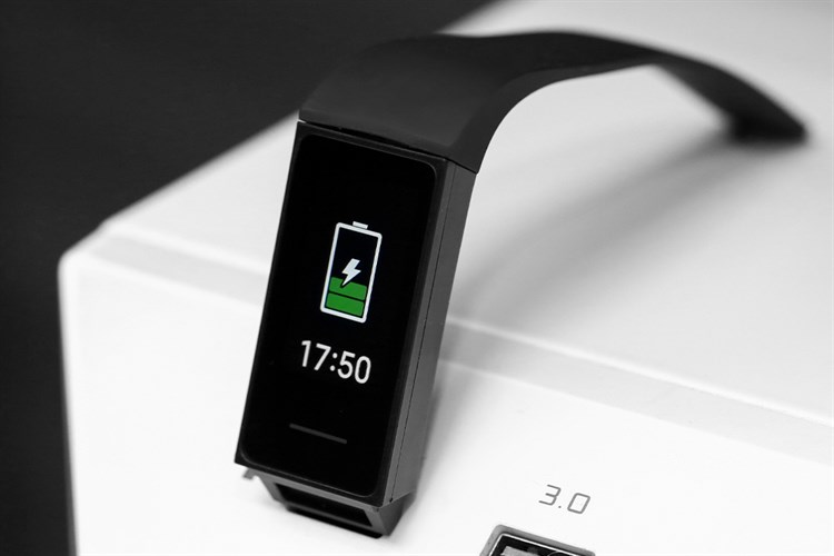 Vòng đeo tay thông minh Mi Band 4C Màu Đen