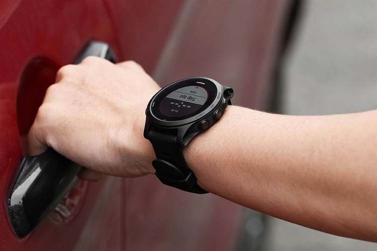 Đồng hồ thông minh Garmin Forerunner 945 47mm Màu Đen