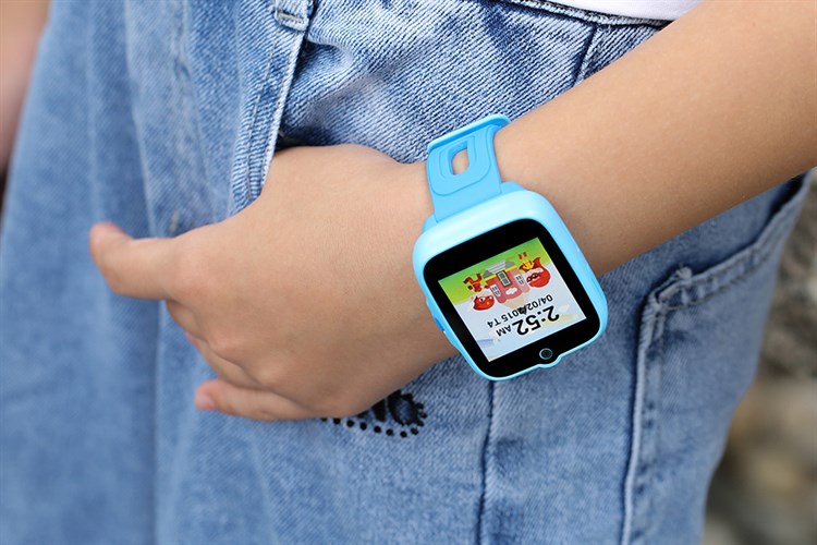 Đồng hồ định vị trẻ em Masstel Super Hero 4G Màu Xanh Dương