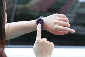 Garmin Lily 34.5mm dây silicone Màu Tím