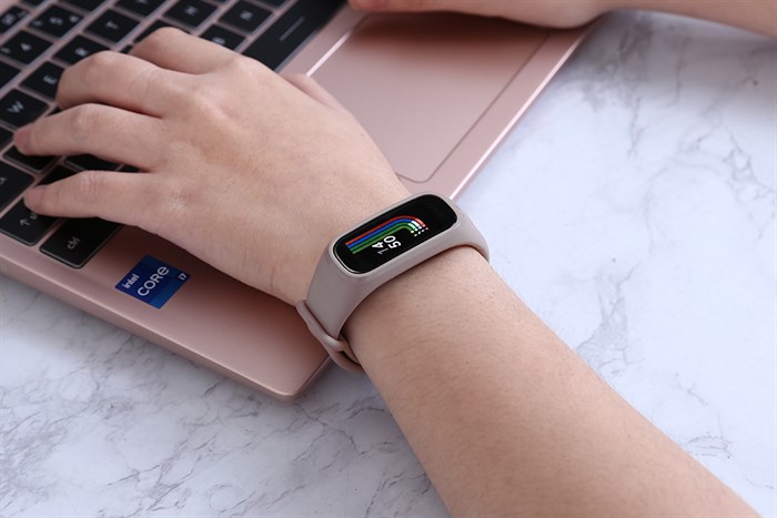 Vòng đeo tay thông minh Oppo Band Màu Tím