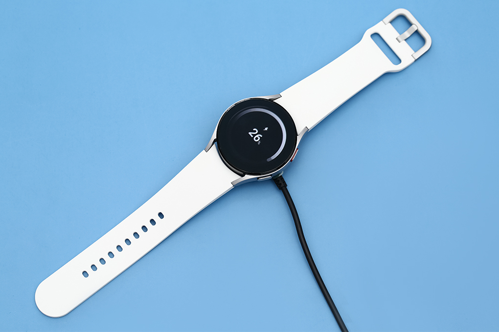 Đồng hồ thông minh Samsung Galaxy Watch4 40mm Màu Trắng