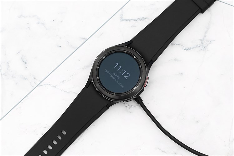 Đồng hồ thông minh Samsung Galaxy Watch4 Classic 42mm Màu Đen