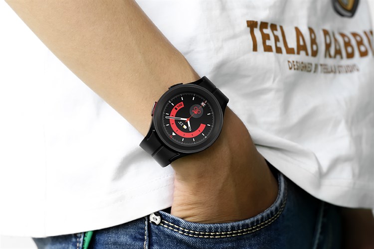 Đồng hồ thông minh Samsung Galaxy Watch5 Pro 45mm Màu Đen