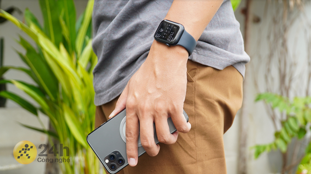Apple Watch S8 GPS 41mm - Pin
