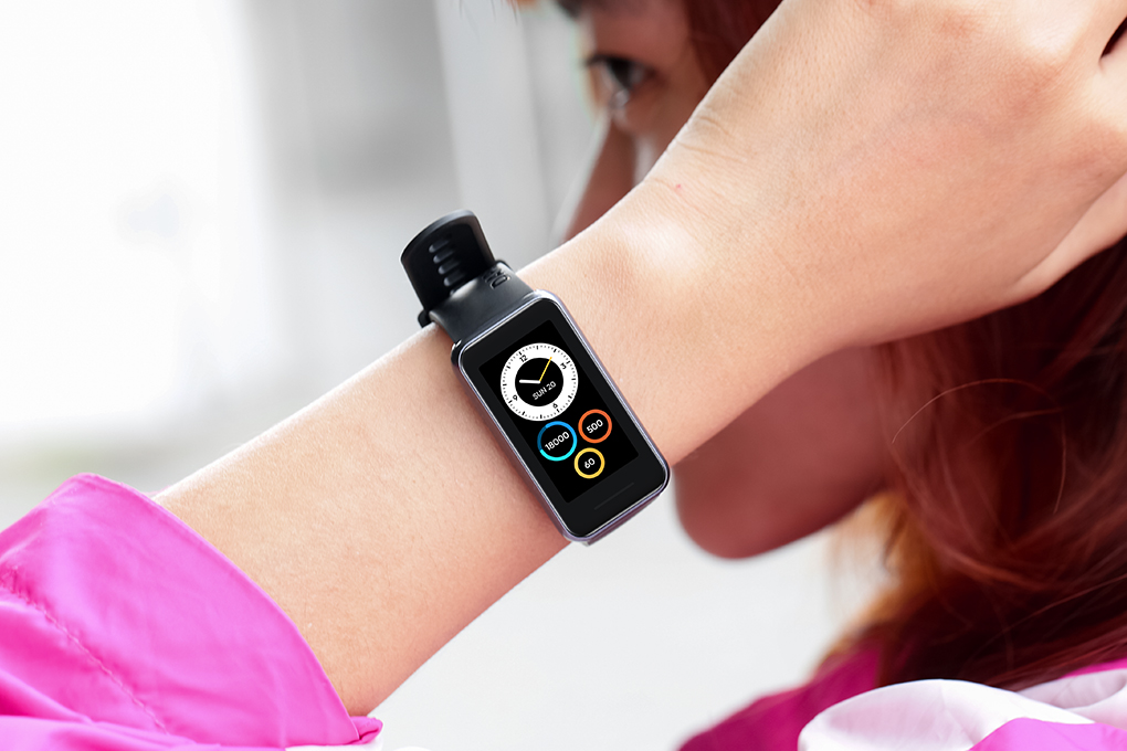 Vòng đeo tay thông minh realme Band 2 Đen Màu Đen