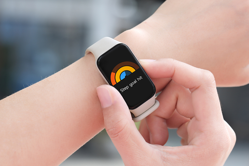 Vòng đeo tay thông minh Xiaomi Redmi Band 2 Màu Trắng