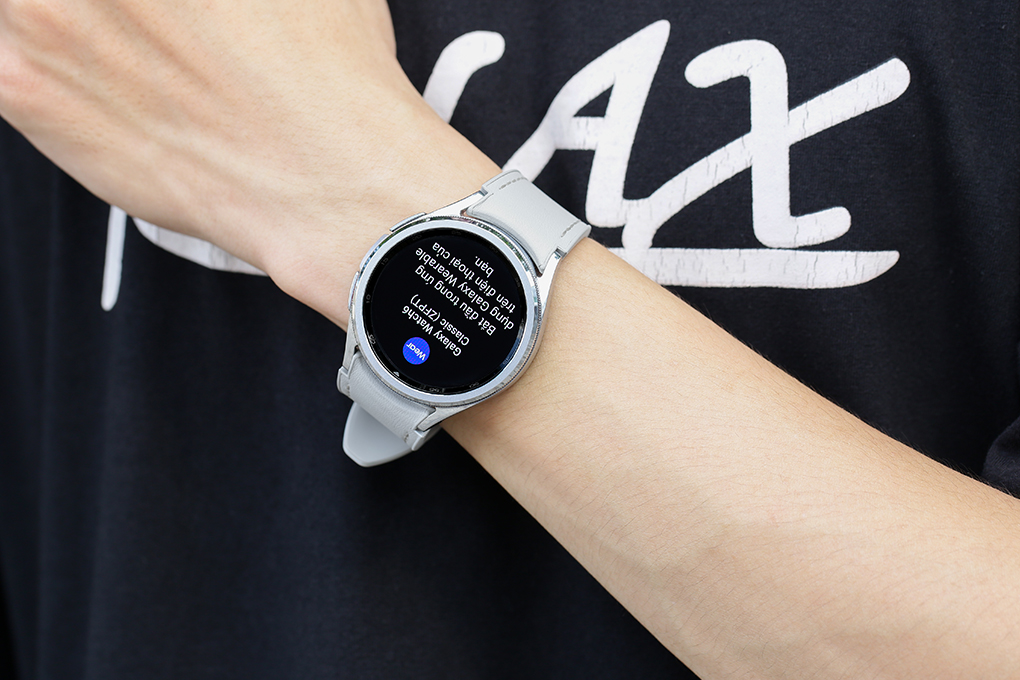 Samsung Galaxy Watch6 Classic 43mm dây silicone Màu Bạc