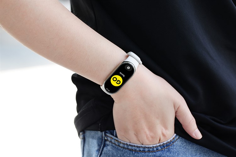 Vòng đeo tay thông minh Mi Band 8 Màu Vàng