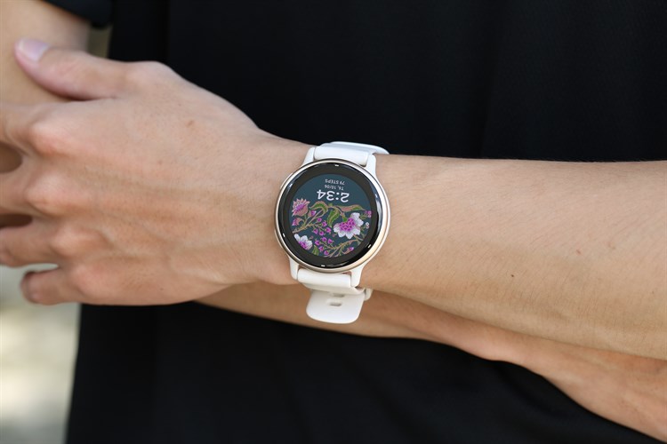 Garmin Vivoactive 5 42.2mm dây silicone Màu Trắng