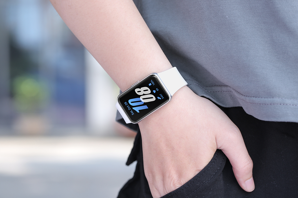 Vòng tay thông minh Samsung Galaxy Fit3 - 6
