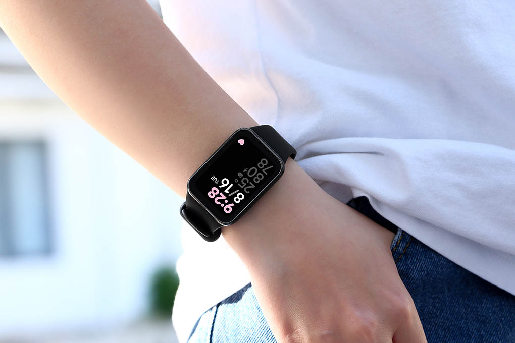 Vòng đeo tay thông minh Mi Band 8 Pro - 11