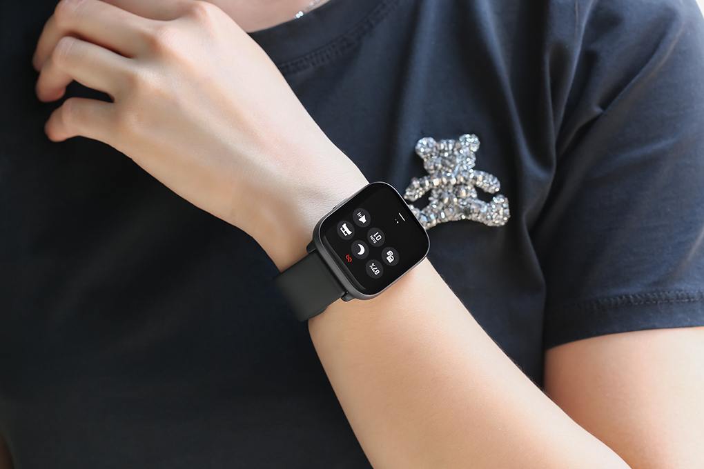 Amazfit Active 42.3mm dây silicone Màu Đen