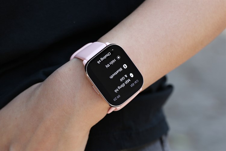 Amazfit Active 42.3mm dây silicone Màu Hồng