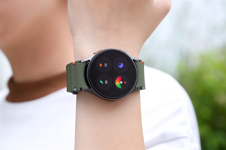 Samsung Galaxy Watch7 40mm dây silicone Màu Xanh rêu