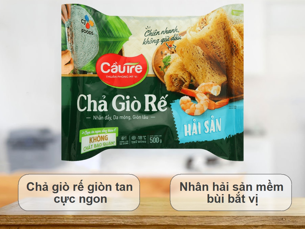 What are the ingredients used to make chả giò rế hải sản?