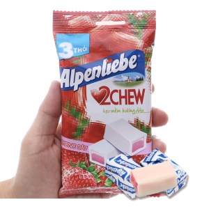 Kẹo mềm hương dâu Alpenliebe 2Chew gói 73.5g (3 thanh)