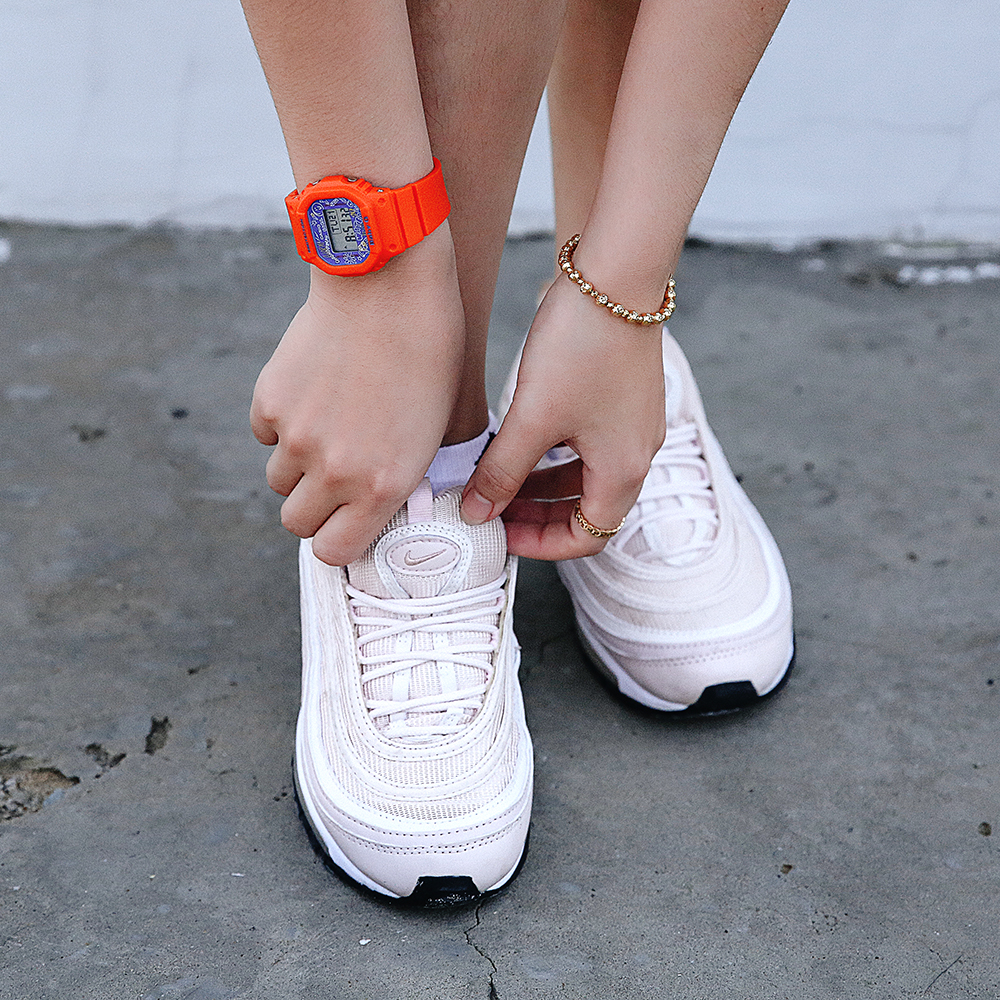 Đồng hồ BABY-G 40.2 mm Nữ BGD-560SK-4DR