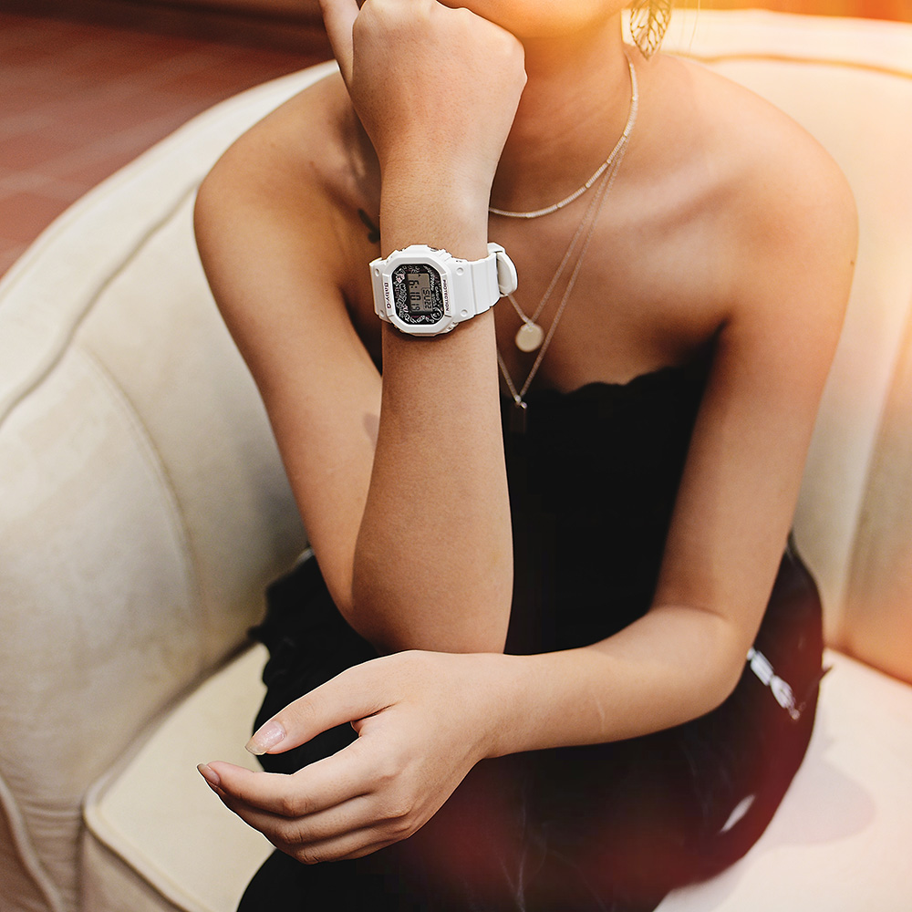 Đồng hồ BABY-G 40.2 mm Nữ BGD-560SK-7DR