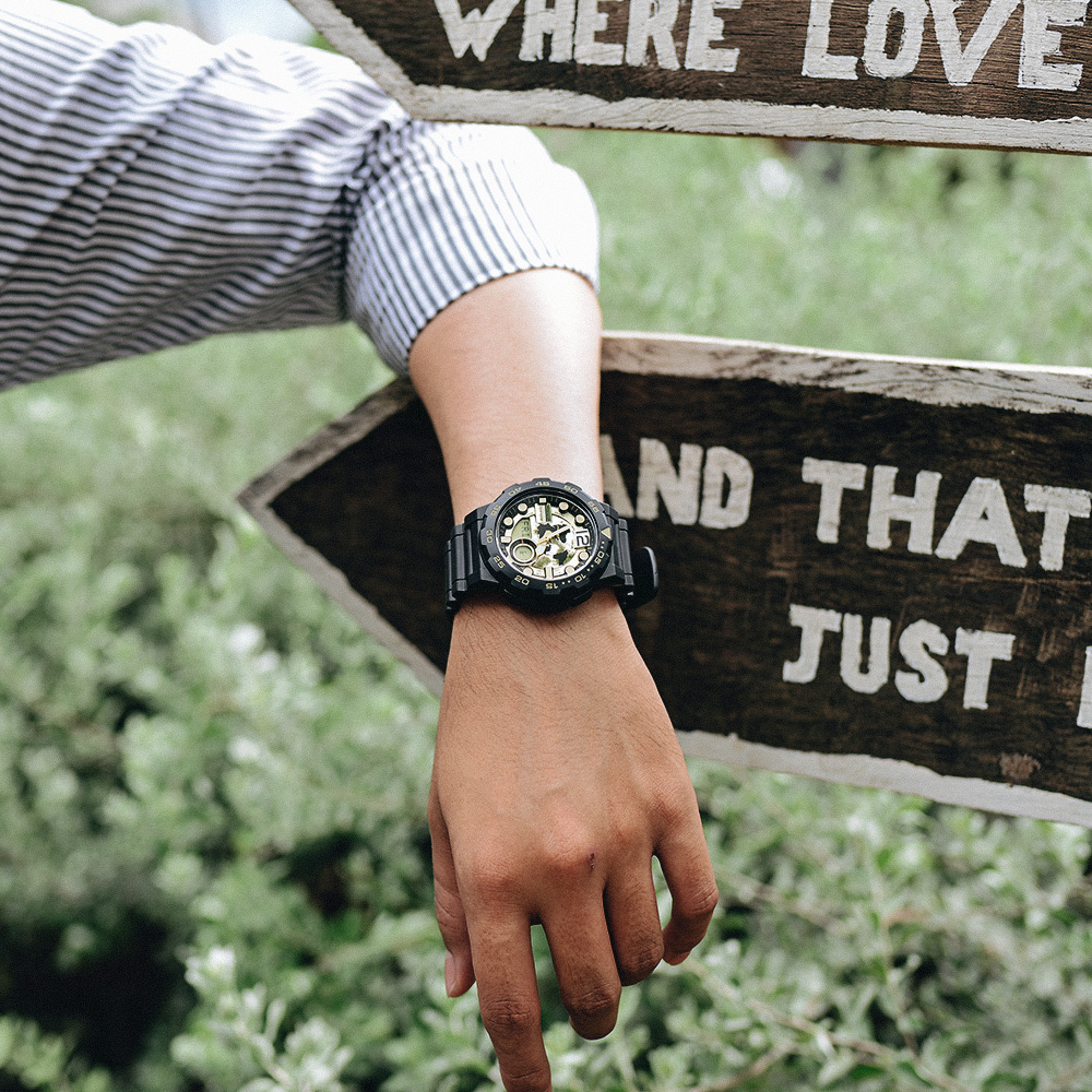 Đồng hồ CASIO 47.7 mm Nam AEQ-100BW-9AVDF