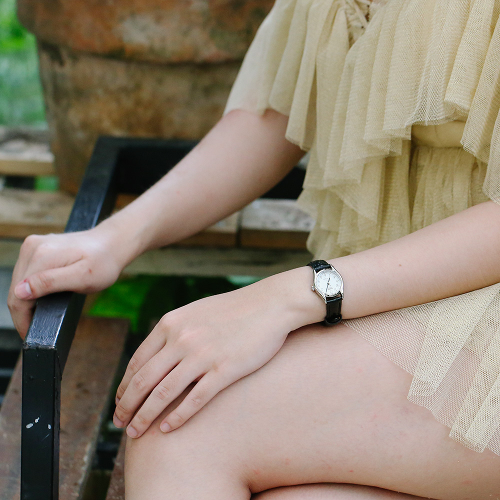 Đồng hồ CASIO 23 mm Nữ LTP-1094E-7BRDF