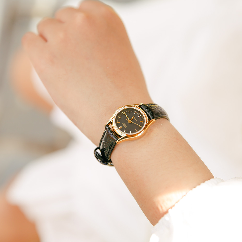 Đồng hồ CASIO 23 mm Nữ LTP-1094Q-1ARDF